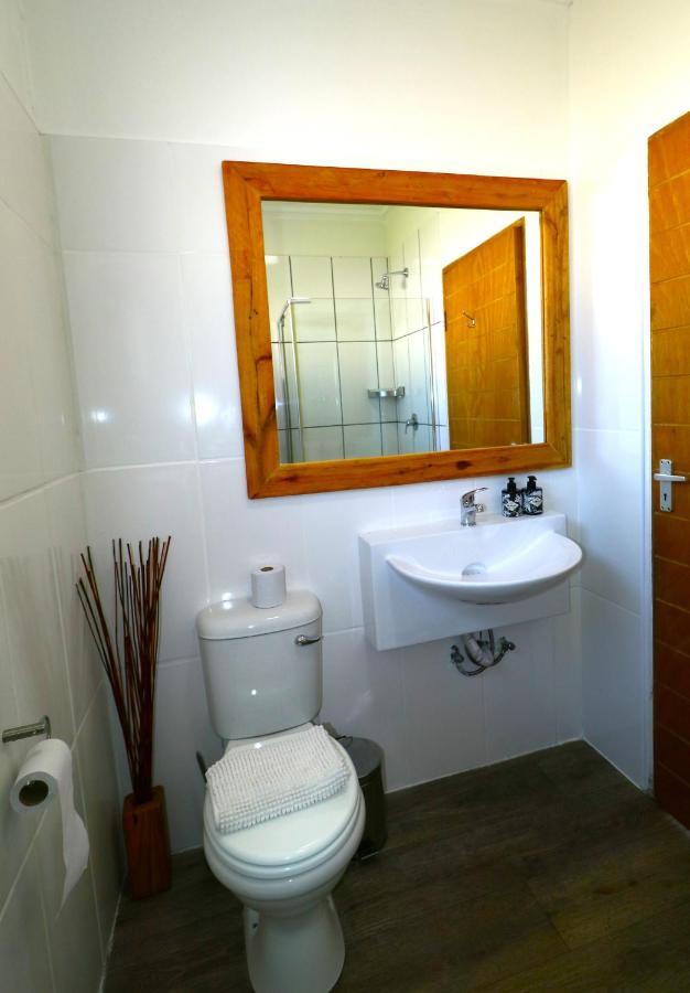 Tiende Laan Bed & Breakfast And Self-Catering Walvis Bay Exterior foto