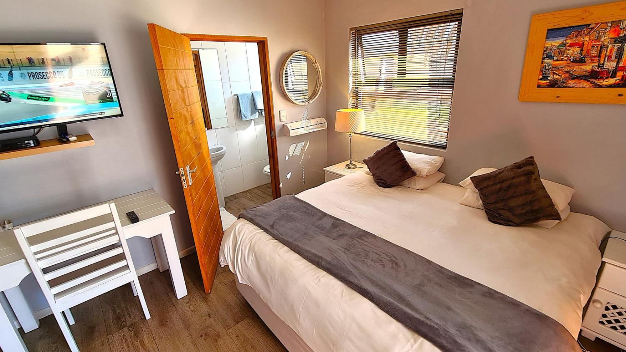 Tiende Laan Bed & Breakfast And Self-Catering Walvis Bay Exterior foto