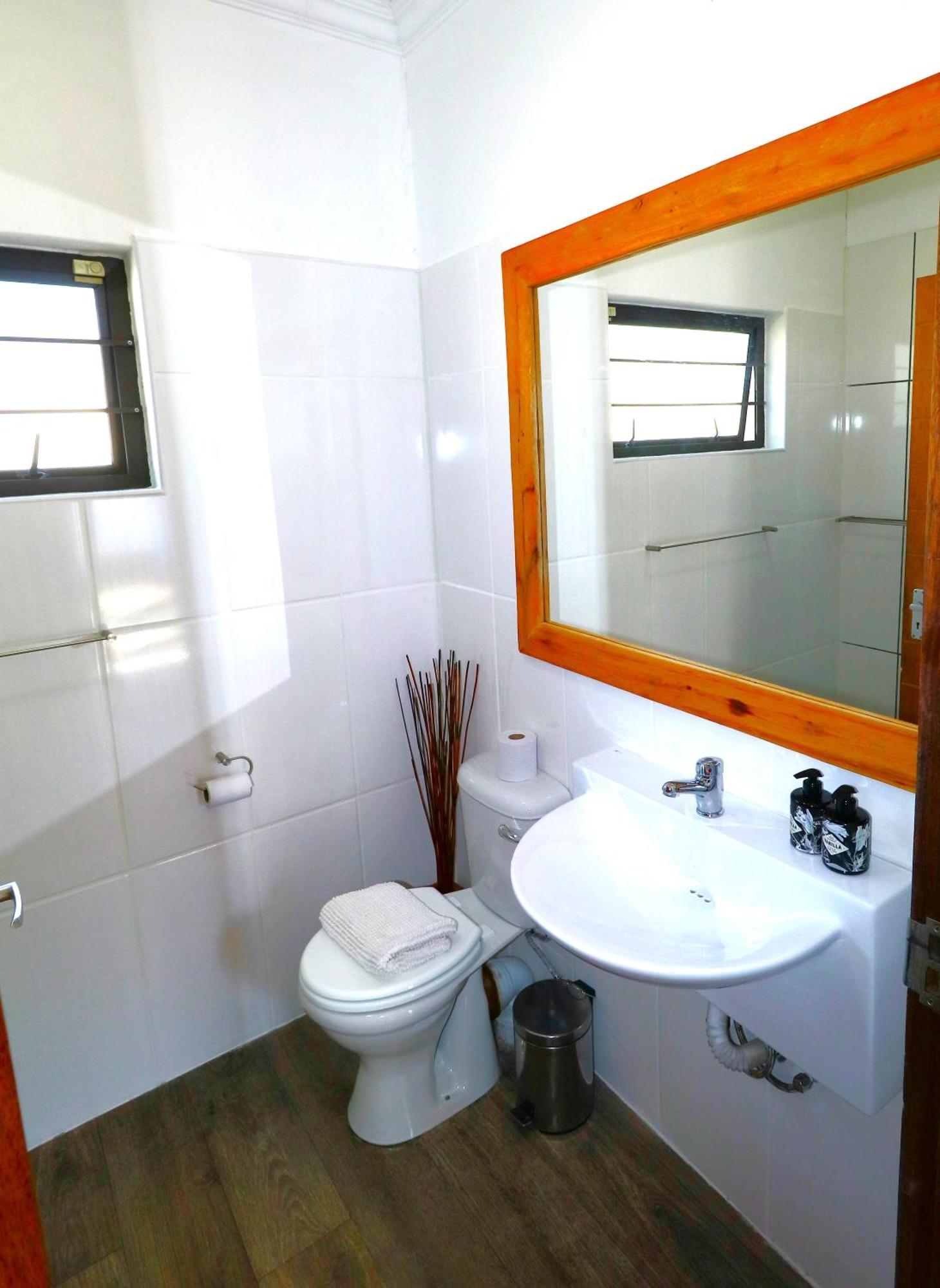 Tiende Laan Bed & Breakfast And Self-Catering Walvis Bay Exterior foto