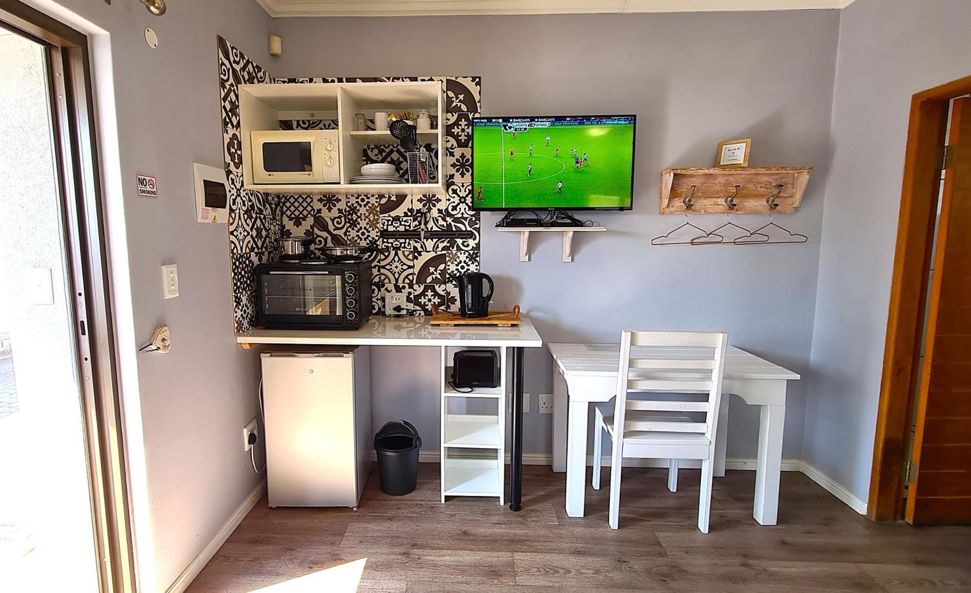 Tiende Laan Bed & Breakfast And Self-Catering Walvis Bay Exterior foto