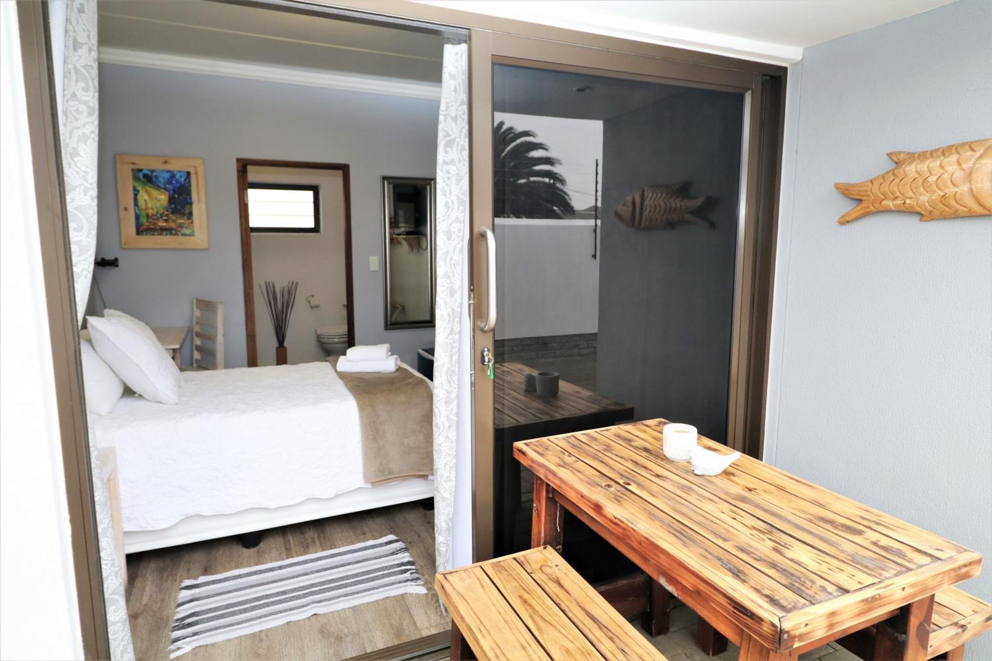 Tiende Laan Bed & Breakfast And Self-Catering Walvis Bay Exterior foto